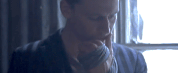 Tom Hiddleston GIF. Blij Gifs Filmsterren Tom hiddleston Loki Tevreden Dit bevalt me 
