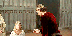 Tom Hiddleston GIF. Thor Gifs Filmsterren Tom hiddleston Loki H Hiddles Thor the dark world Korea Loki laufeyson Thor 2 