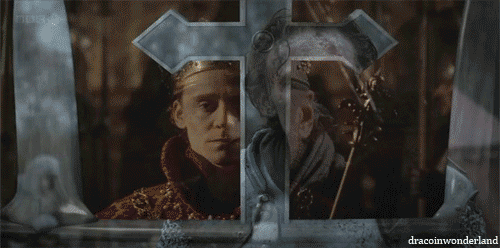 Tom Hiddleston GIF. Sorry Gifs Filmsterren Tom hiddleston Het spijt me Het spijt me echt 