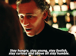 Tom Hiddleston GIF. Vallen Avengers Memes Gifs Filmsterren Tom hiddleston Loki I cant The avengers Ik kan niet 