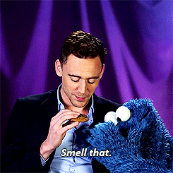 Tom Hiddleston GIF. Avengers Ogen Gifs Filmsterren Tom hiddleston Loki The avengers Onbetrouwbaar 