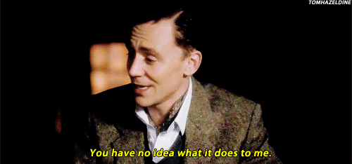 Tom Hiddleston GIF. Gifs Filmsterren Tom hiddleston Sarcastisch Verveeld Sarcasme Benedict cumberbatch 