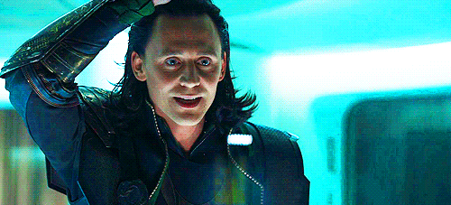 Tom Hiddleston GIF. Gifs Filmsterren Tom hiddleston 13 Loki 