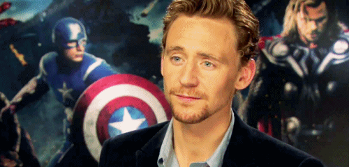 Tom Hiddleston GIF. Thor Gifs Filmsterren Tom hiddleston Loki Tom hiddleston video 