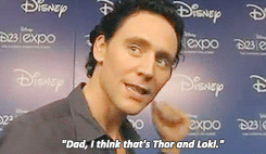 Tom Hiddleston GIF. Thor Gifs Filmsterren Tom hiddleston Loki H Hiddles Thor the dark world Korea Loki laufeyson Thor 2 