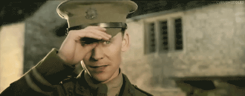 Tom Hiddleston GIF. Thor Gifs Filmsterren Tom hiddleston Loki H Hiddles Thor the dark world Korea Loki laufeyson Thor 2 