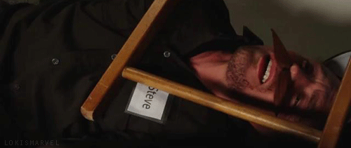 Tom Hiddleston GIF. Gifs Filmsterren Tom hiddleston Loki Duimen omhoog Geen probleem The avengers 