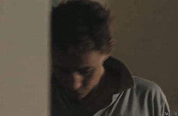 Tom Hiddleston GIF. Omg Gifs Filmsterren Tom hiddleston Gek Tom hiddleton 