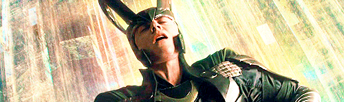 Tom Hiddleston GIF. Thor Gifs Filmsterren Tom hiddleston Loki H Hiddles Thor the dark world Korea Loki laufeyson Thor 2 