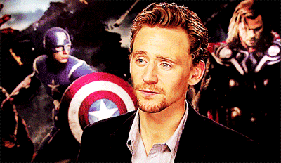 Tom Hiddleston GIF. Verward Gifs Filmsterren Tom hiddleston Geschokt 