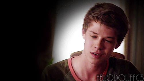 Films en series Under the dome Gifs utd joe mcalister colin ford 
