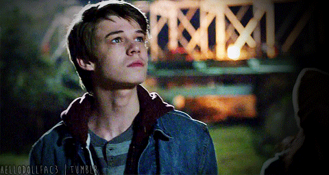 Films en series Under the dome Gifs stephen king colin ford Stephen King onder de koepel joe McClatchey 