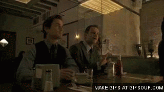 Films en series White collar Gifs Filmsterren Matt bomer vrolijkheid Neal Caffrey tim dekay artie 