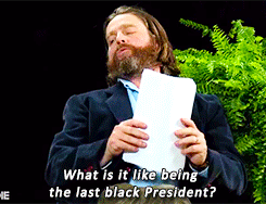 Zach Galifianakis GIF. Strand Drinken Zon Alcohol Dronken Gifs Filmsterren Zach galifianakis Partij Wodka 