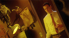 Zachary Quinto GIF. Televisie Gifs Filmsterren Zachary quinto Daily show 