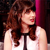 Zooey Deschanel GIF. Gifs Filmsterren Zooey deschanel Citaat Waar Problemen J Mooi Aanbiddelijk Schattige New girl 