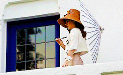 Zooey Deschanel GIF. Gifs Filmsterren Zooey deschanel Reacties Idk Onzeker 