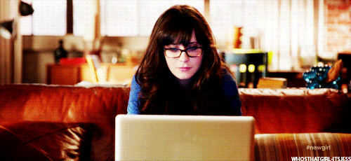 Zooey Deschanel GIF. Gifs Filmsterren Zooey deschanel Lachend 