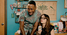 Zooey Deschanel GIF. Grappig Lol Gifs Filmsterren Zooey deschanel Haha Ach ja Grappig gif Boeiend New girl Zooey deschan 