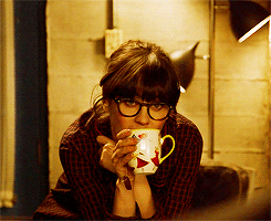 Zooey Deschanel GIF. Gifs Filmsterren Zooey deschanel Z Zooey deschanel gif Zooey Deschanel Gif jaagt Zooey deschanel gifs 