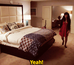 Zooey Deschanel GIF. Gifs Filmsterren Zooey deschanel New girl 