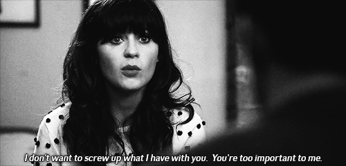 Zooey Deschanel GIF. Film Gifs Filmsterren Zooey deschanel Fuck u Frances mcdormand Cameron crowe Almost famous Michael an 