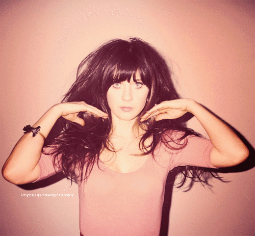 Zooey Deschanel GIF. Film Gifs Filmsterren Zooey deschanel Almost famous 