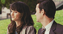 Zooey Deschanel GIF. Grappig Lol Gifs Filmsterren Zooey deschanel Haha Ach ja Grappig gif Boeiend New girl Zooey deschan 