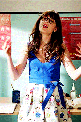 Zooey Deschanel GIF. Gifs Filmsterren Zooey deschanel Wenk 