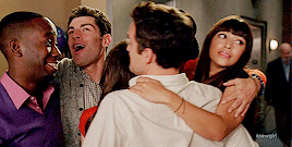 Zooey Deschanel GIF. Gifs Filmsterren Zooey deschanel Glimlach Verwonderd Verlegen Awards 