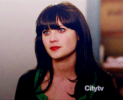 Zooey Deschanel GIF. Gifs Filmsterren Zooey deschanel Lachend 