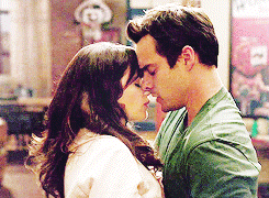Zooey Deschanel GIF. Gifs Filmsterren Zooey deschanel New girl 