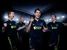 Plaatjes Ajax Ajax Met Het Uit Shirt Van Seizoen 2010/2011