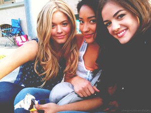 Films en series Series Pretty little liars Allison Emily And Aria