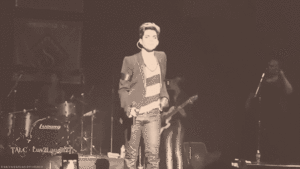 Adam Lambert GIF. Artiesten Gifs Adam lambert 