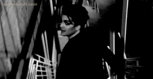 Adam Lambert GIF. Interview Artiesten Gifs Adam lambert 2010 