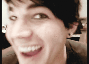 Adam Lambert GIF. Artiesten Gifs Adam lambert Gala 