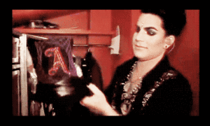Adam Lambert GIF. Artiesten Gifs Adam lambert Fever 