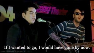 Adam Lambert GIF. Artiesten Kus Gifs Adam lambert Europa Glam natie tour 