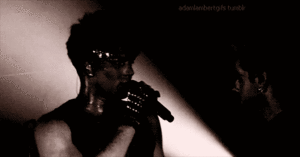 Adam Lambert GIF. Muziek Artiesten Gifs Adam lambert 