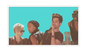Adam Lambert GIF. Artiesten Mama Gifs Adam lambert 