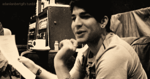 Adam Lambert GIF. Artiesten Gifs Adam lambert 