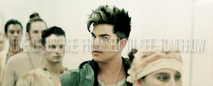 Adam Lambert GIF. Interview Japan Artiesten Gifs Adam lambert 2010 