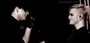 Adam Lambert GIF. Verward Artiesten Gifs Adam lambert Wat 