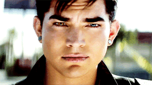 Adam Lambert GIF. Interview Artiesten Gifs Adam lambert American idol 