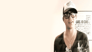 Adam Lambert GIF. Artiesten Gifs Adam lambert Fever 