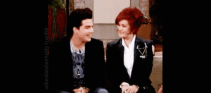 Adam Lambert GIF. Interview Artiesten Gifs Adam lambert 2010 