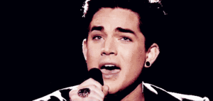 Adam Lambert GIF. Interview Artiesten Gifs Adam lambert Lachend 2011 