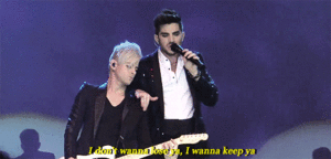 Adam Lambert GIF. Interview Artiesten Gifs Adam lambert 2010 