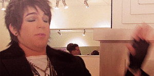 Adam Lambert GIF. Verward Artiesten Gifs Adam lambert Wat 